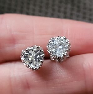 ⭐Sterling Silver Earrings w/ Clear Stone⭐